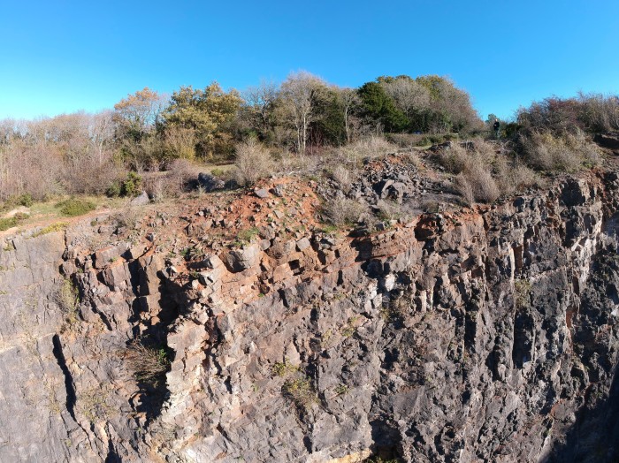 Quarry cliff 700